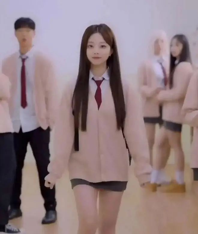 《我的女朋友和我三个妹妹们》：甜蜜爆笑的爱情喜剧，四倍快乐，四倍心动！